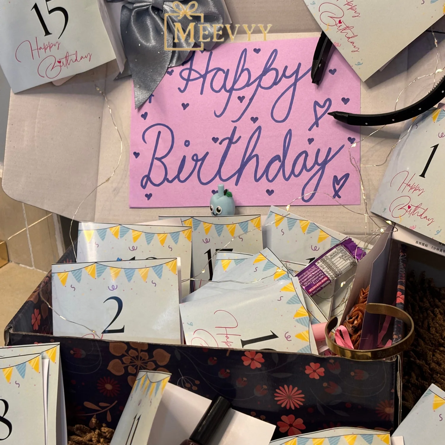 18th Age Birthday Gift Hamper for Her😍 - Image 3
