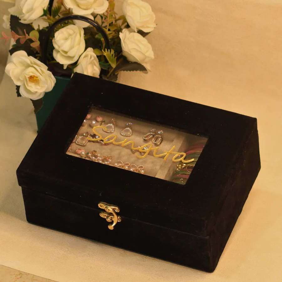 Personalized Jewellery Organizer - Image 5